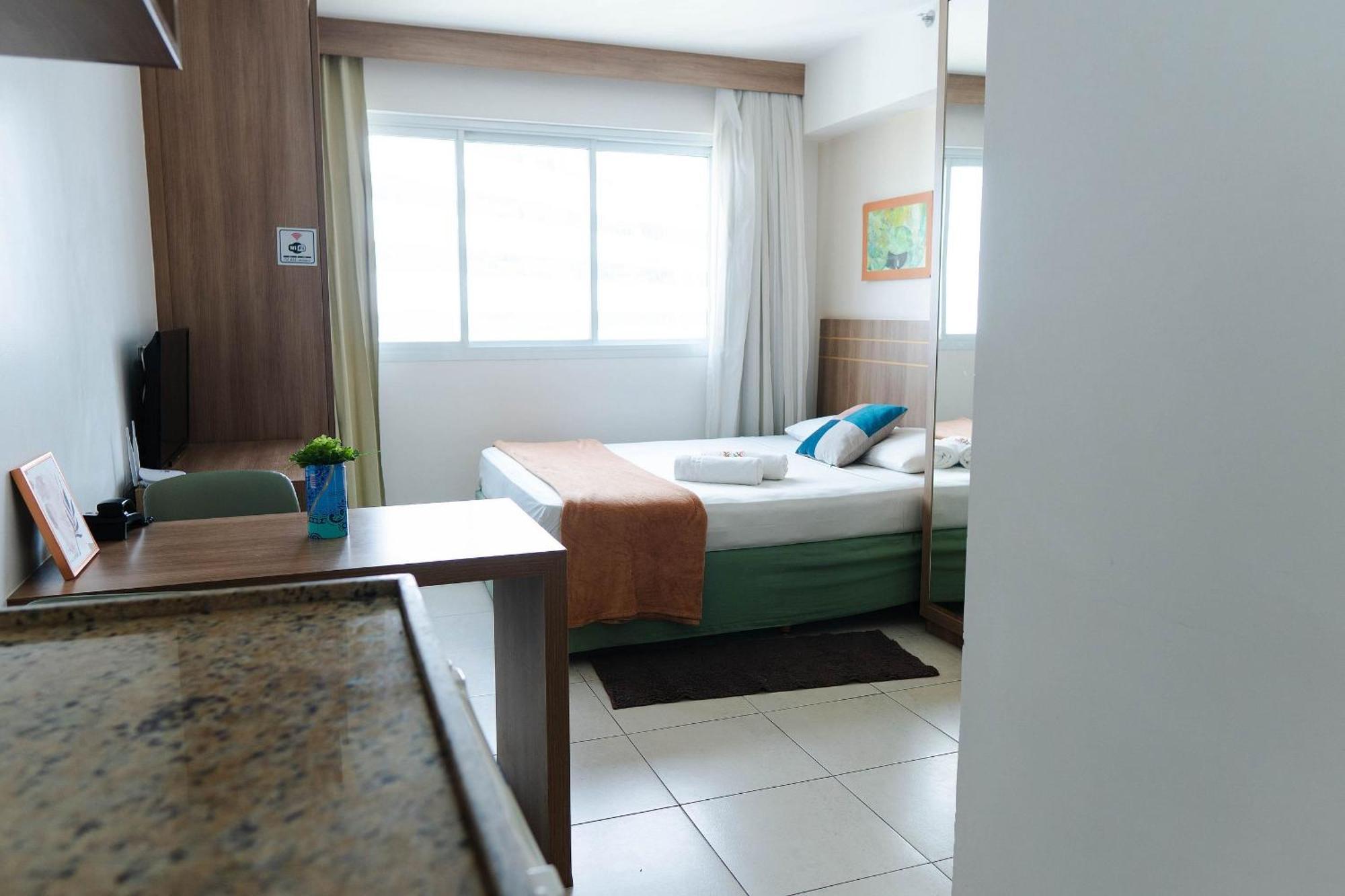 Sm1119 Flat Regiao Prox Embaixada Americana * Brasilia